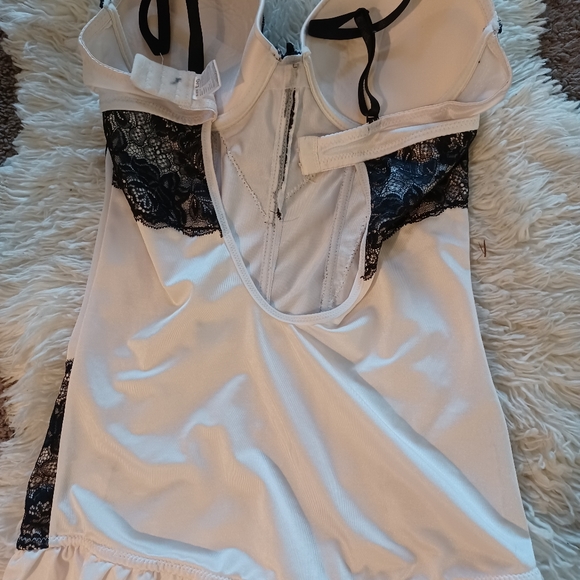 Women's Corset Nighty sz Large - Picture 2 of 3